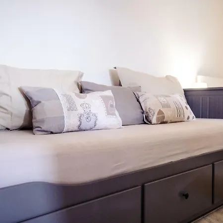 Apartment Korda L&m- Suhi Potok Jesenice (Split-Dalmatia)